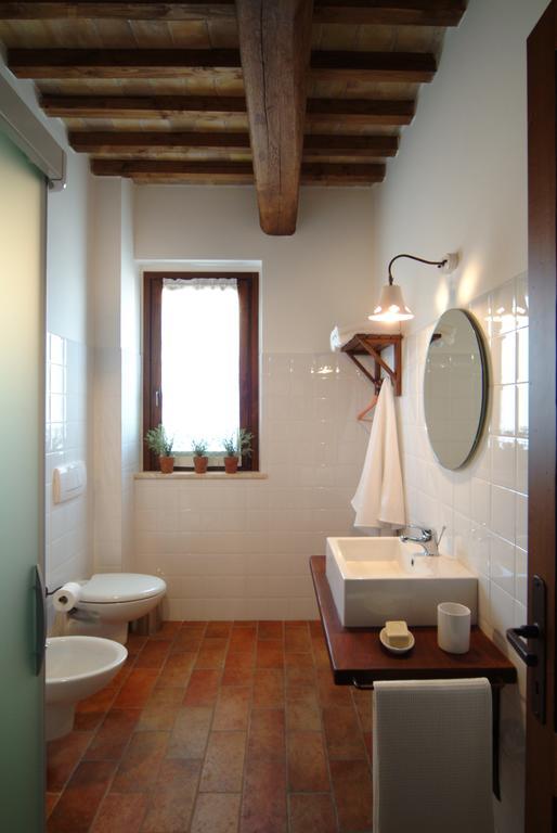 Agriturismo Casale Le Selvette Ripa Phòng bức ảnh